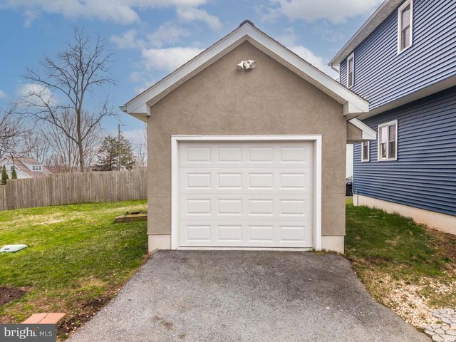 411 JAMES ST, Honey Brook, PA 19344