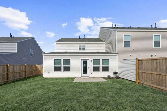 517 Golden Embers Way, Summerville, SC 29486