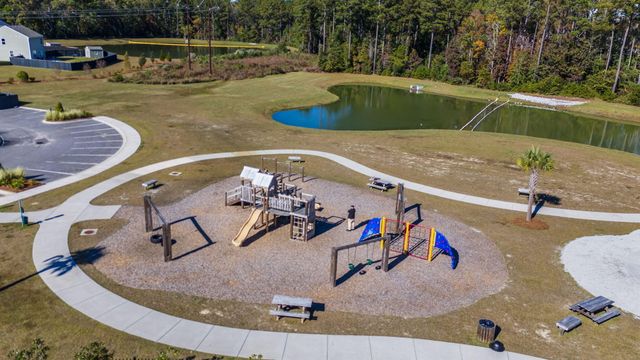 517 Golden Embers Way, Summerville, SC 29486