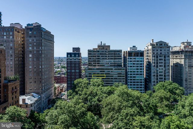 1810 RITTENHOUSE SQ #1001