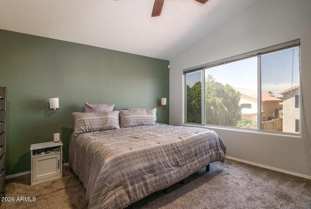 3230 E Altadena Avenue, Phoenix, AZ 85028