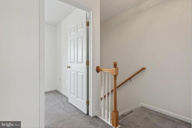 1236 COBBLESTONE LN, Lancaster, PA 17601