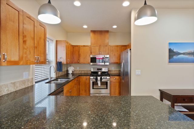 61542 Aaron Way, Bend, OR 97702