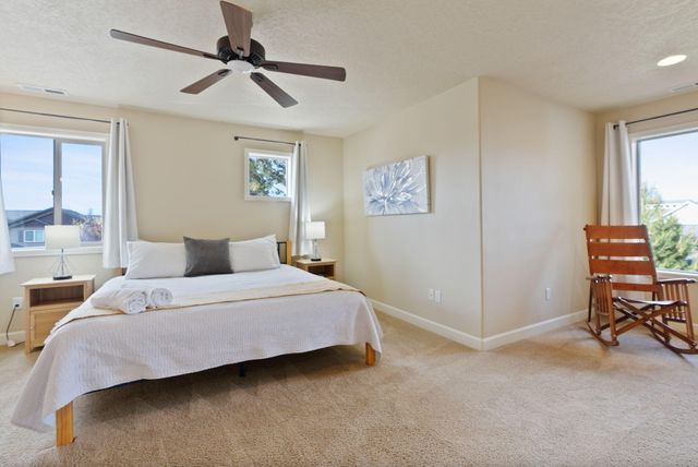 61542 Aaron Way, Bend, OR 97702