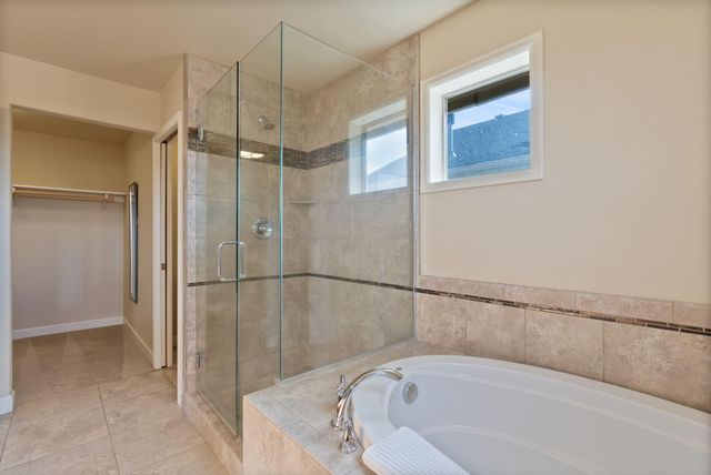 61542 Aaron Way, Bend, OR 97702