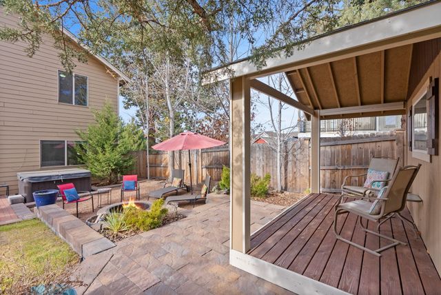 61542 Aaron Way, Bend, OR 97702