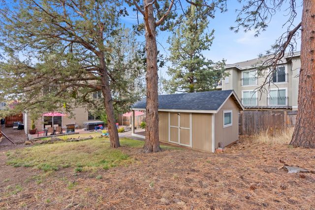 61542 Aaron Way, Bend, OR 97702