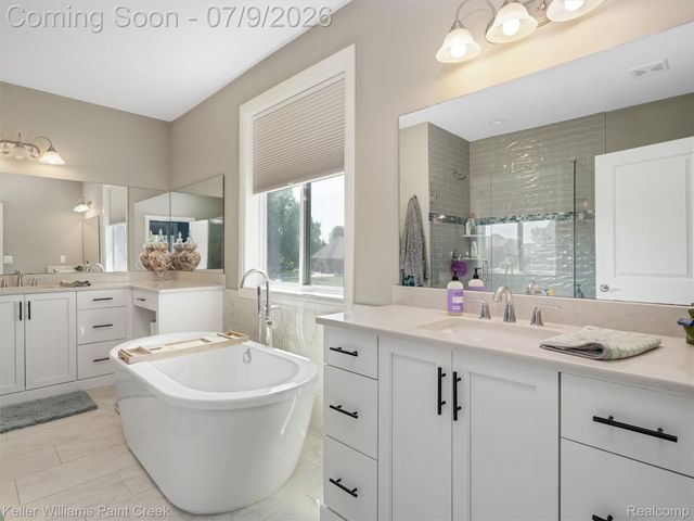 2100 Shane Court, Addison Township, MI 48370