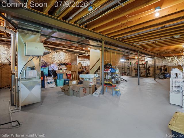 2100 Shane Court, Addison Township, MI 48370