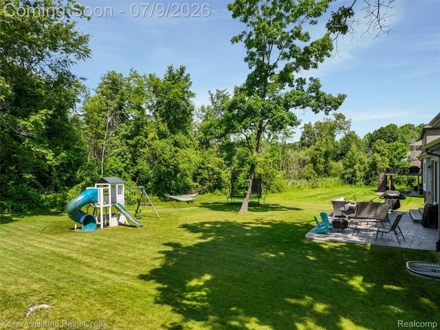 2100 Shane Court, Addison Township, MI 48370