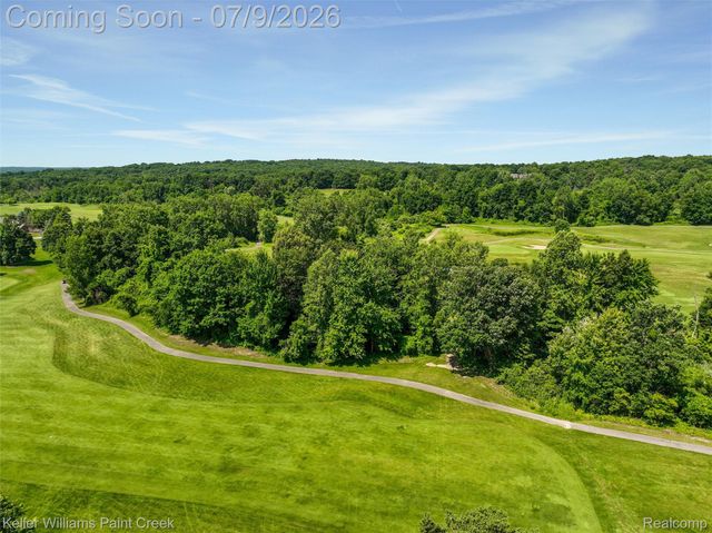 2100 Shane Court, Addison Township, MI 48370