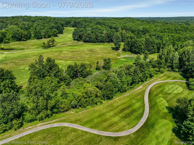 2100 Shane Court, Addison Township, MI 48370
