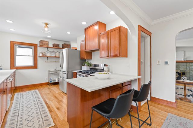 4300 Holland Drive, Des Moines, IA 50310