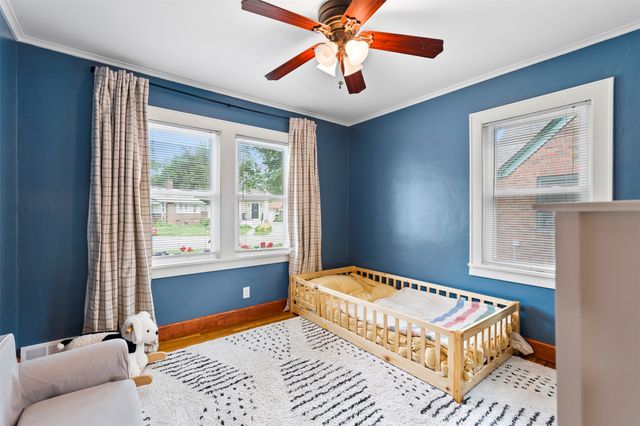 4300 Holland Drive, Des Moines, IA 50310