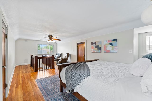 4300 Holland Drive, Des Moines, IA 50310