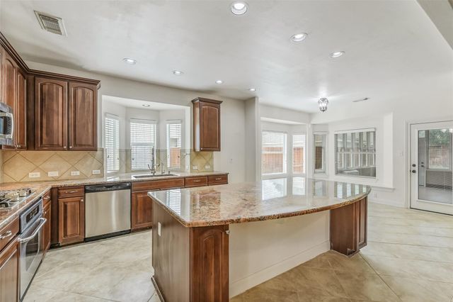 6418 Oakmont Creek Drive, Spring, TX 77379