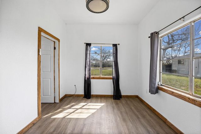 1418 Kingshill DR, Granite Shoals, TX 78654