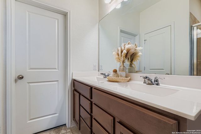 9338 Vaquillas View, Converse, TX 78109