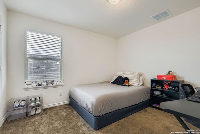 9338 Vaquillas View, Converse, TX 78109