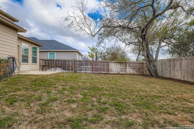 9338 Vaquillas View, Converse, TX 78109