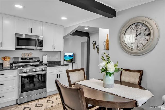 251 Barnsdale Avenue, West Seneca, NY 14224