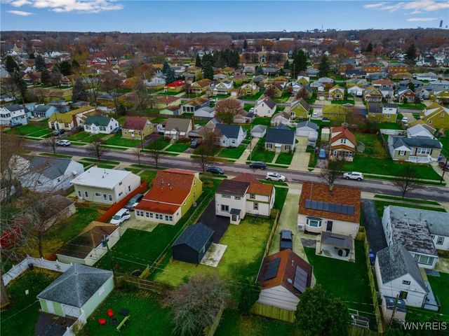 251 Barnsdale Avenue, West Seneca, NY 14224