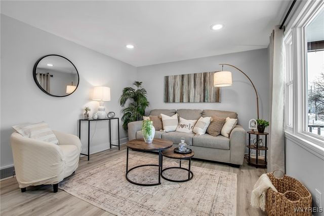 251 Barnsdale Avenue, West Seneca, NY 14224