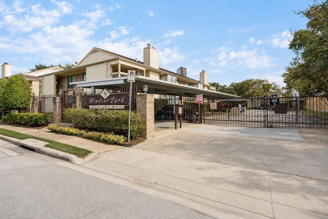 1881 Bering Drive 58, Houston, TX 77057