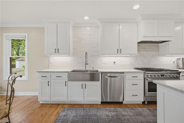 1129 Cordova CT, Virginia Beach, VA 23456