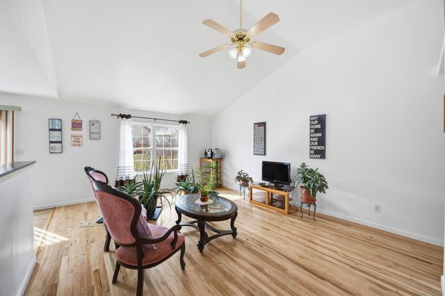 3712 Maple Ridge Circle, Lexington, KY 40509