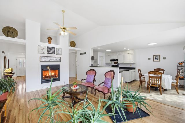 3712 Maple Ridge Circle, Lexington, KY 40509