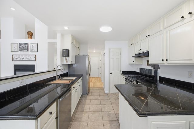 3712 Maple Ridge Circle, Lexington, KY 40509