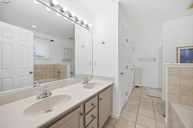 3712 Maple Ridge Circle, Lexington, KY 40509