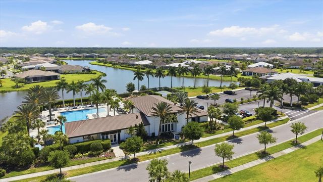 8959 BAROQUE TERRACE, Sarasota, FL 34240