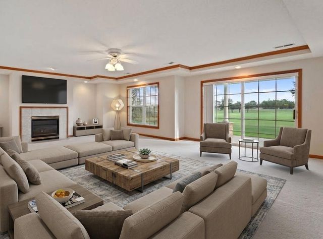 583 Holly Lane N, Oakdale, MN 55128