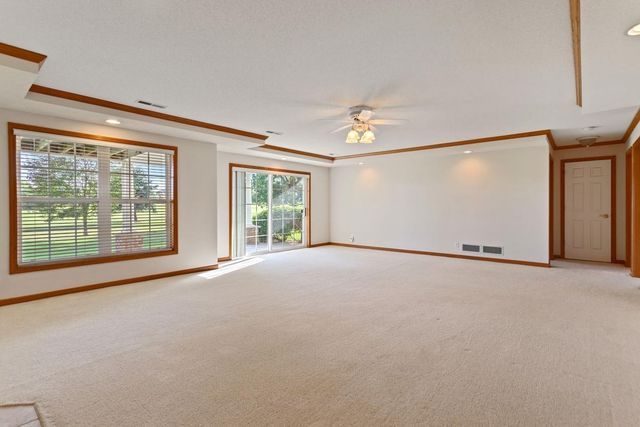 583 Holly Lane N, Oakdale, MN 55128