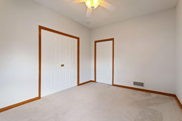 583 Holly Lane N, Oakdale, MN 55128