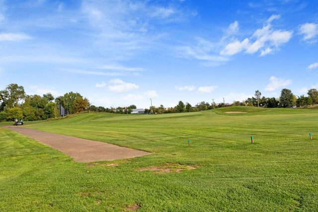 583 Holly Lane N, Oakdale, MN 55128