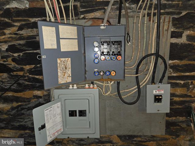 135 E MAIN ST, Richland, PA 17087