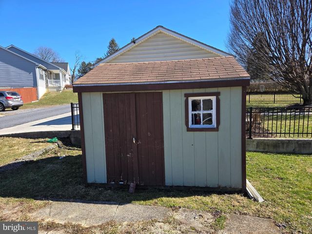 135 E MAIN ST, Richland, PA 17087