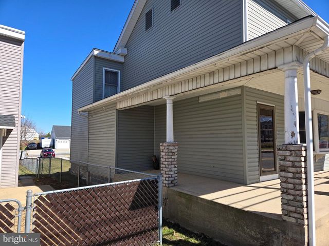 135 E MAIN ST, Richland, PA 17087