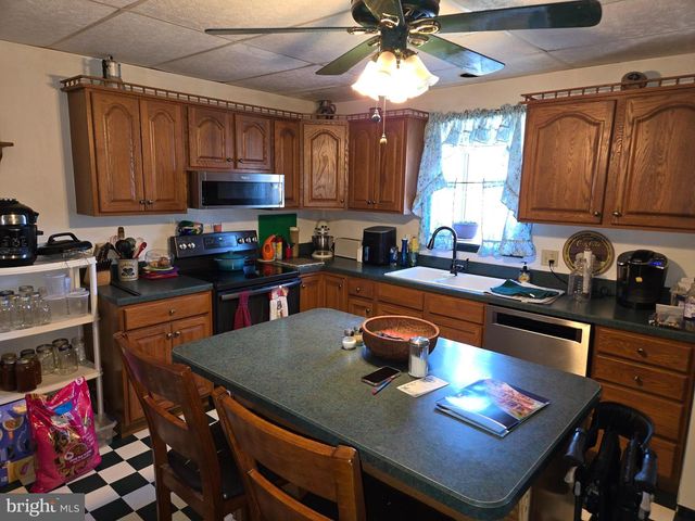 135 E MAIN ST, Richland, PA 17087