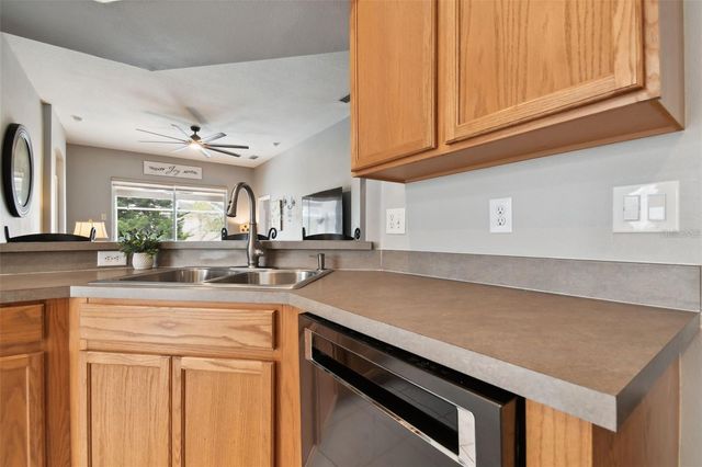 7655 CITRUS BLOSSOM DRIVE, Land O Lakes, FL 34637
