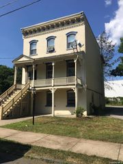 13 Benton Avenue, Middletown, NY 10940