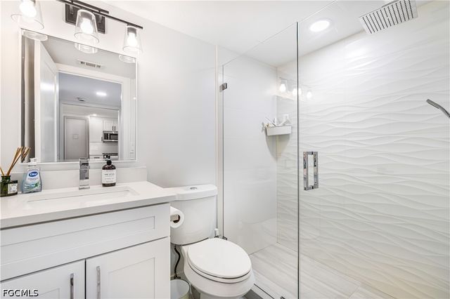 16351 Kelly Woods DR 169, Fort Myers, FL 33908
