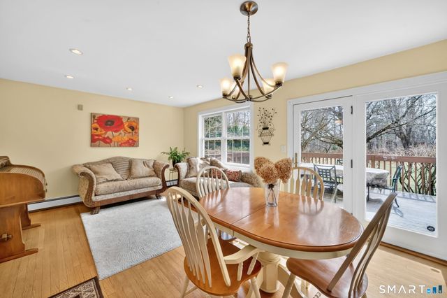 20 Kitcher Court, Trumbull, CT 06611