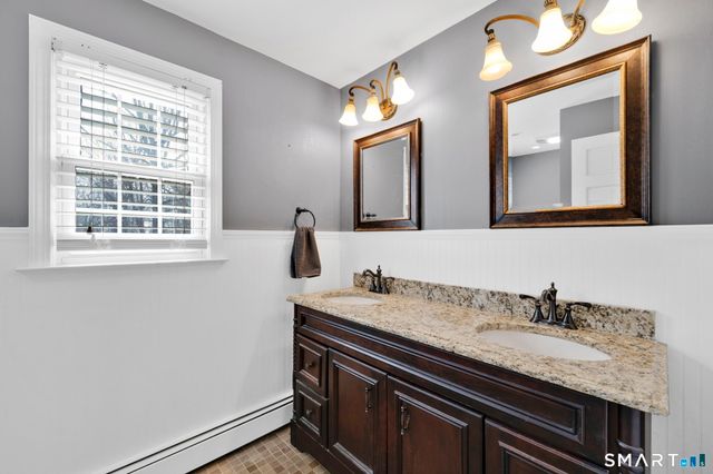 20 Kitcher Court, Trumbull, CT 06611