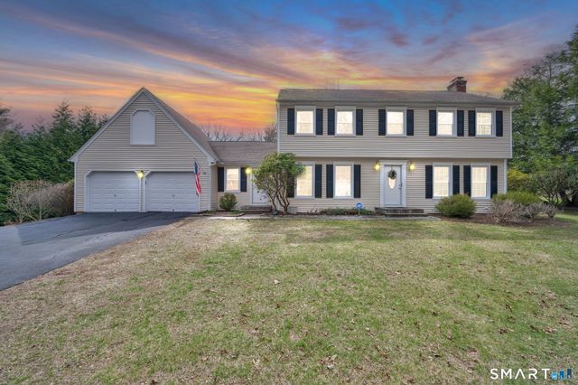 20 Kitcher Court, Trumbull, CT 06611