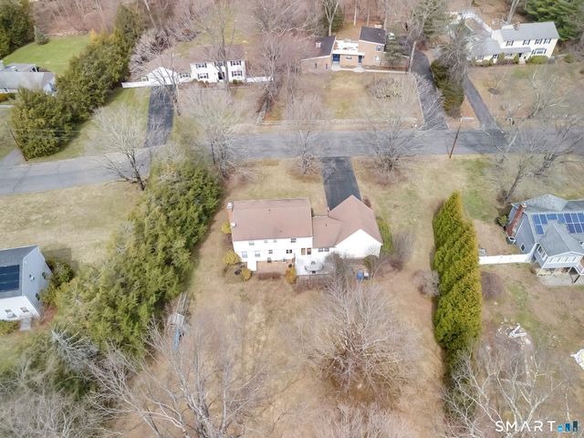 20 Kitcher Court, Trumbull, CT 06611