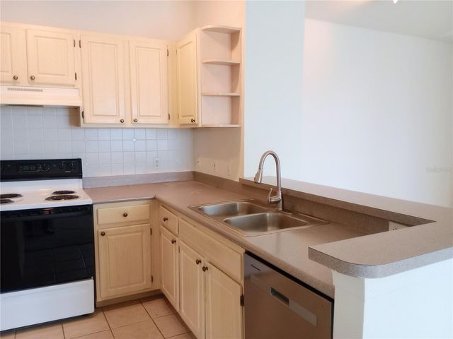 1440 LAKE SHADOW CIRCLE 8304, Maitland, FL 32751